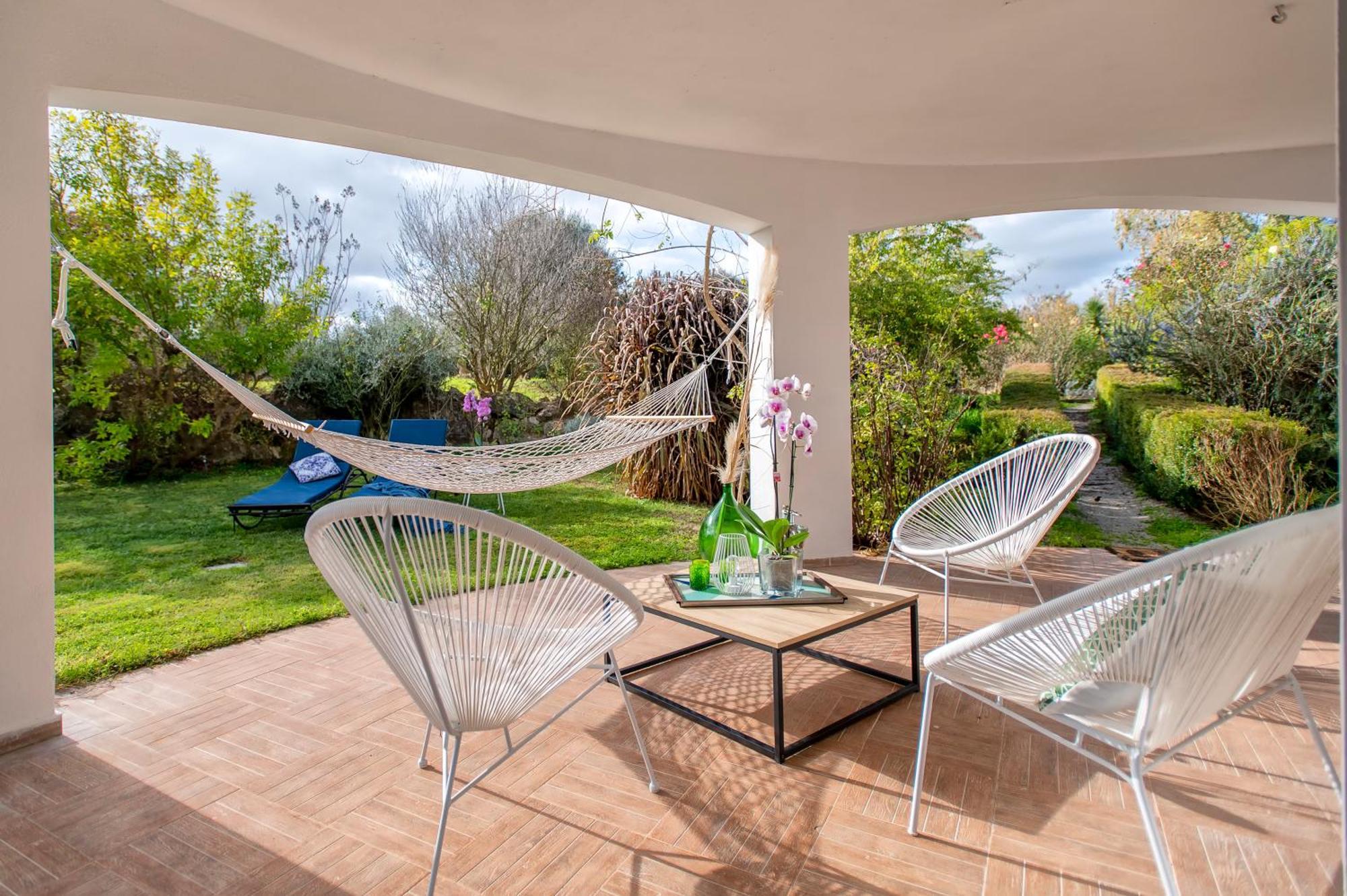 Sardinia Re - Fioretta Flowers Apartment *
