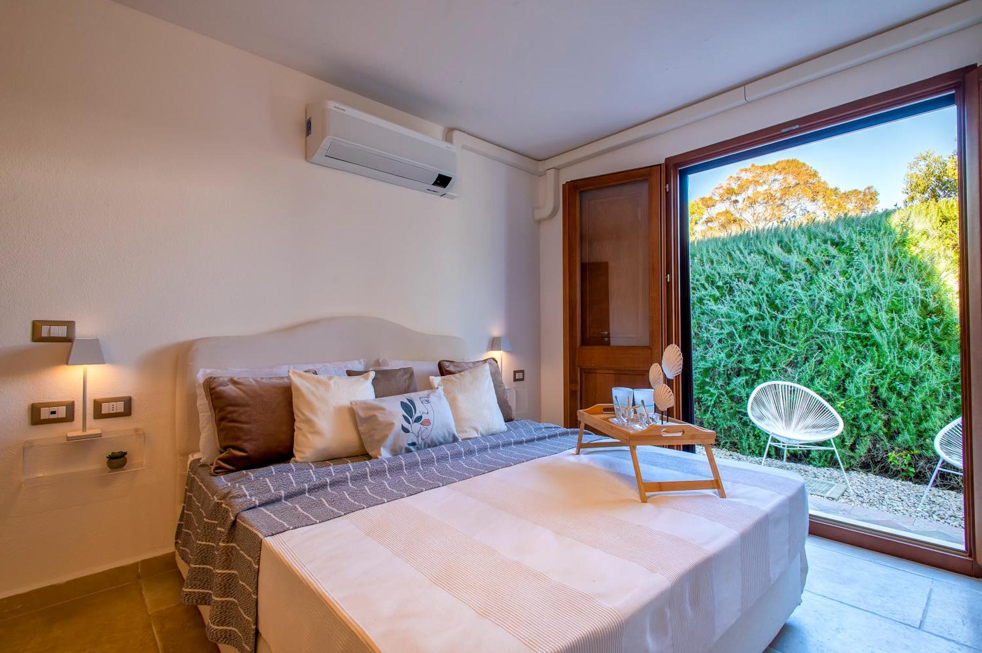 Apartment Sardinia Re - Fioretta Flowers Olmedo