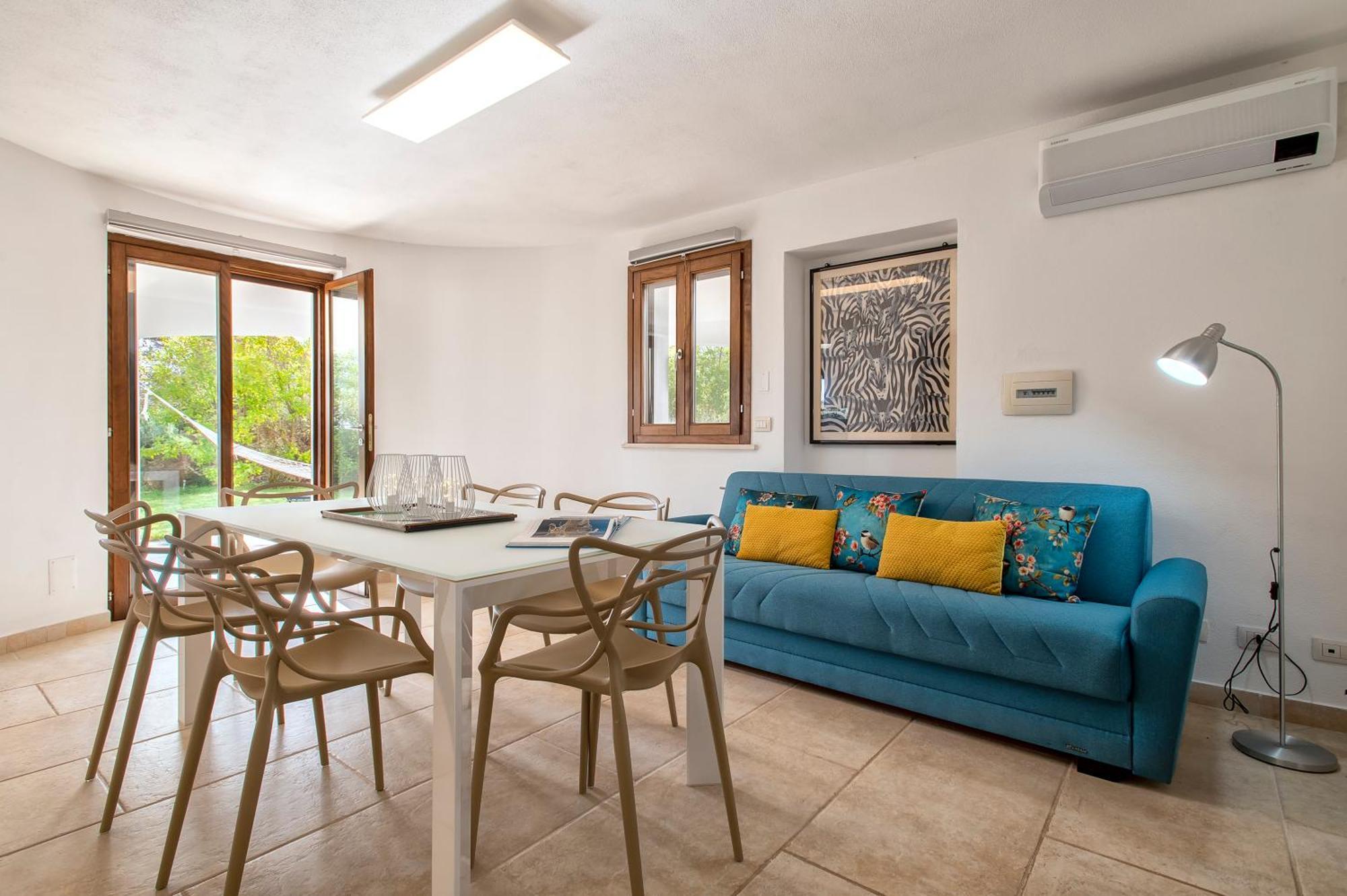 Sardinia Re - Fioretta Flowers Apartment Olmedo